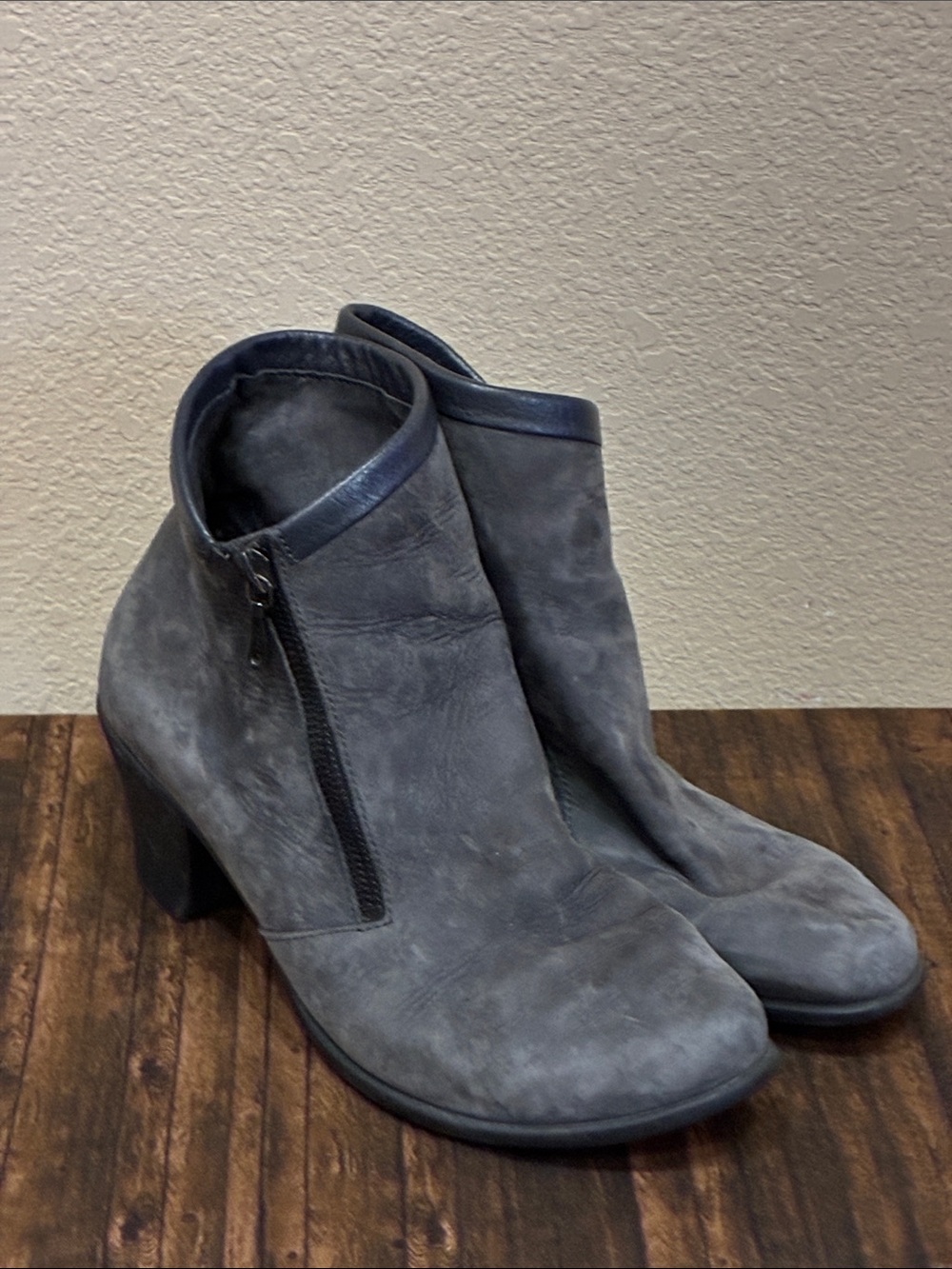 Arche Gray Suede Ankle Booties with Side Zip